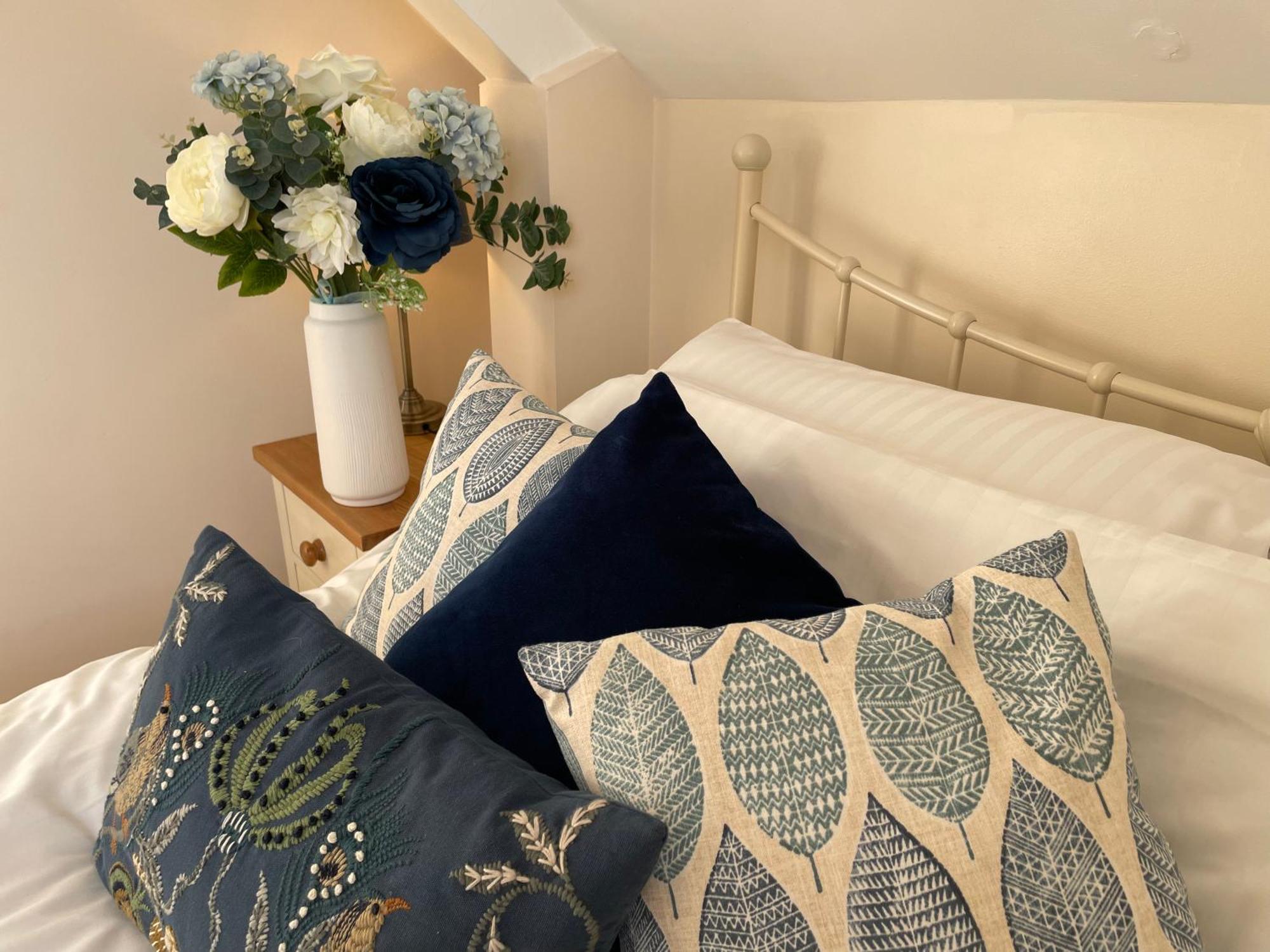 Вилла Crowthorne, Bookham Court Дорчестер Экстерьер фото